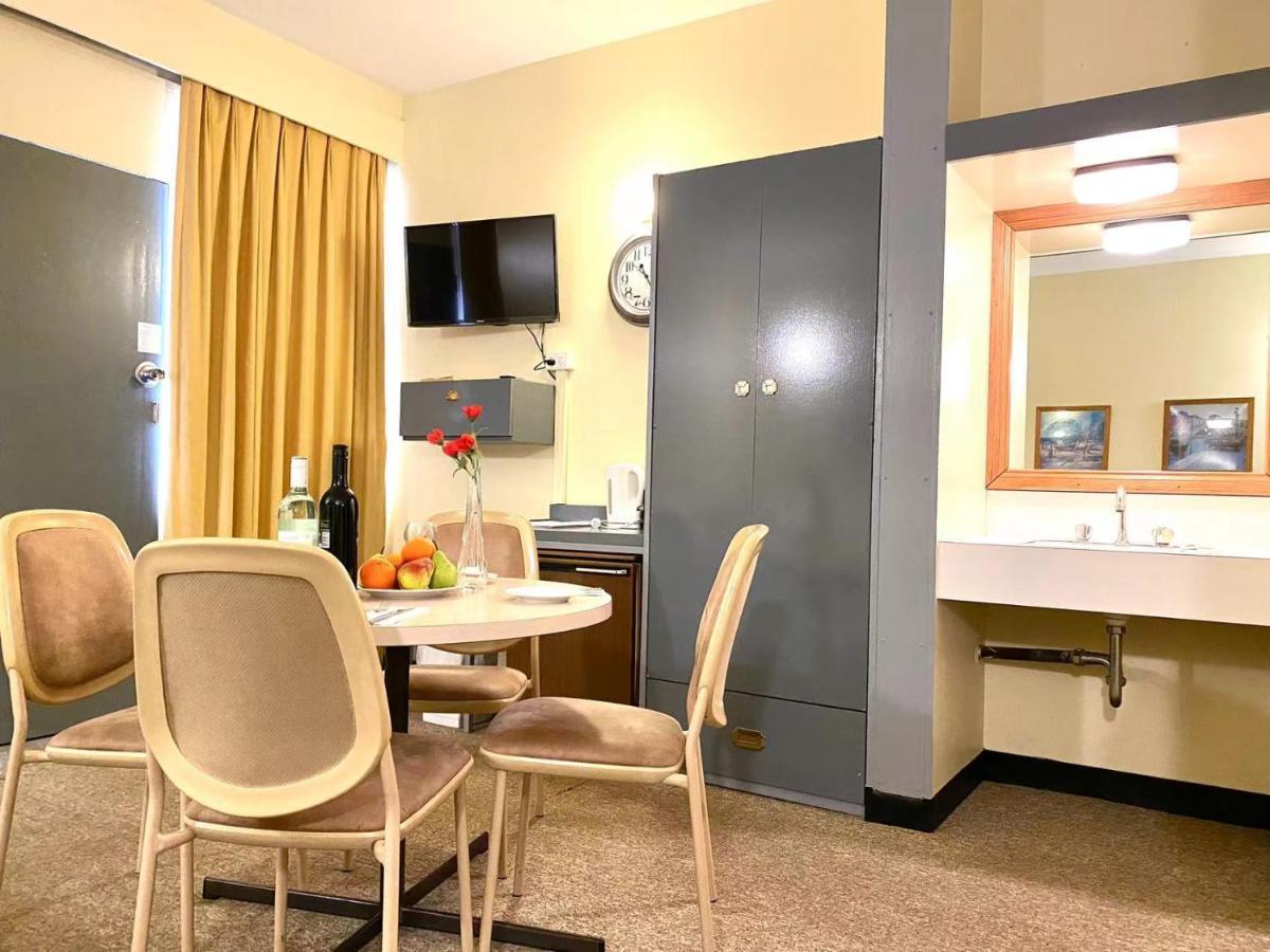 Gateway Motor Inn Narrandera Extérieur photo
