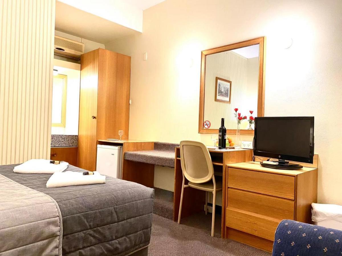 Gateway Motor Inn Narrandera Extérieur photo