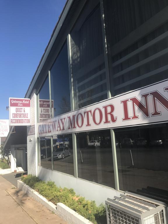 Gateway Motor Inn Narrandera Extérieur photo